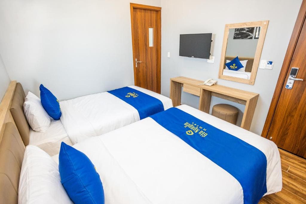 Standard Twin Room room - Image 1