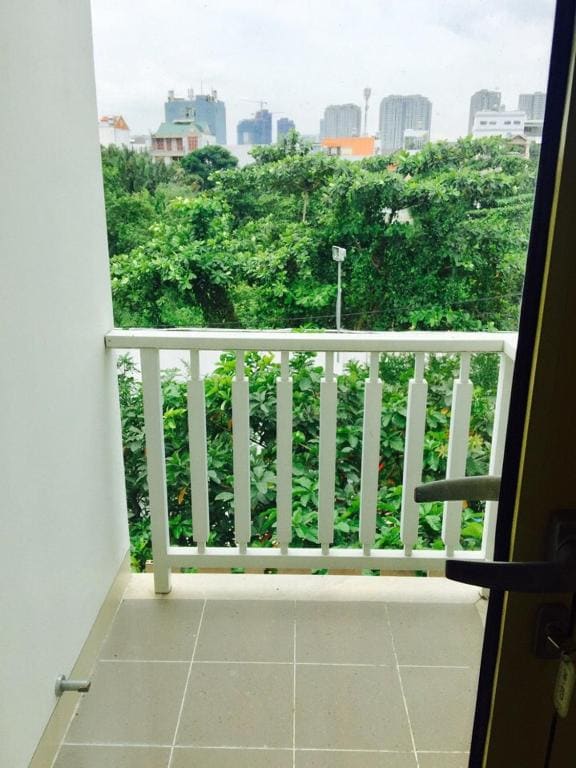 Deluxe Double Room with Balcony room - Image 2
