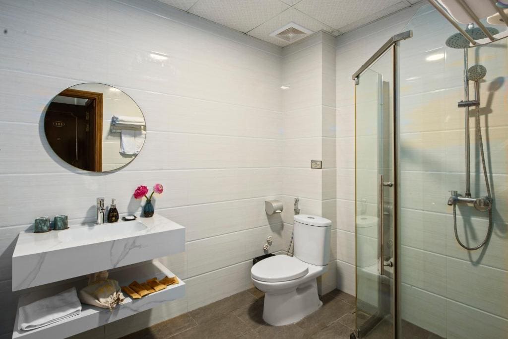 Deluxe Double or Twin Room room - Image 3
