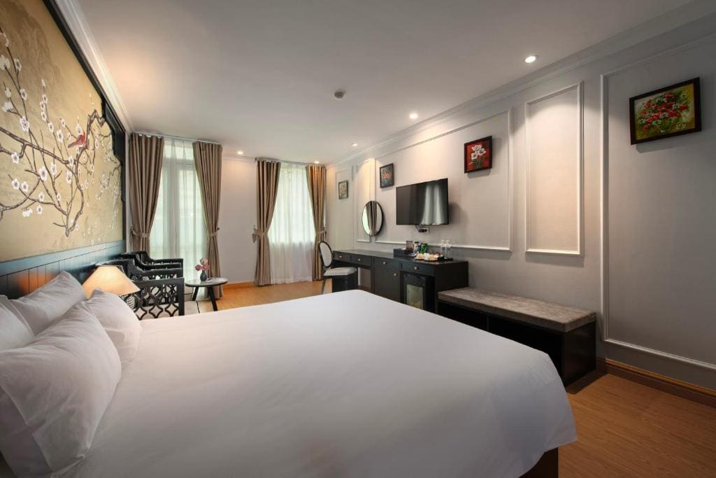 Junior Double or Twin Room with City View room - Image 1