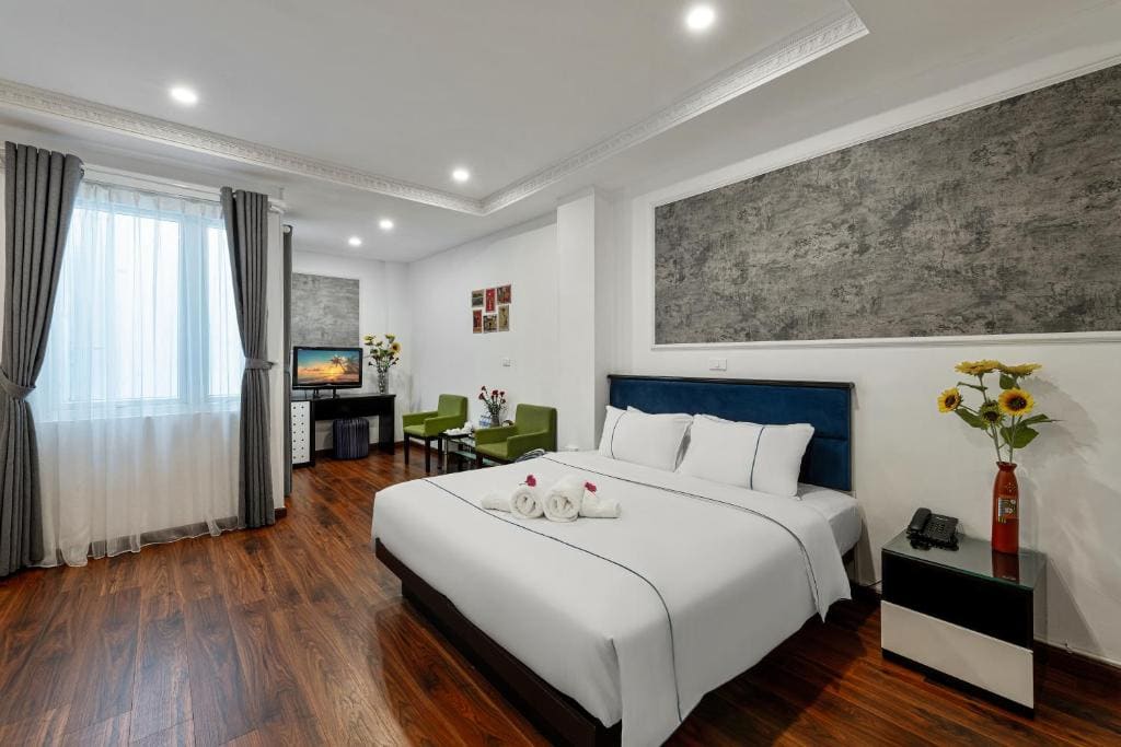 Deluxe Family Suite room - Image 3