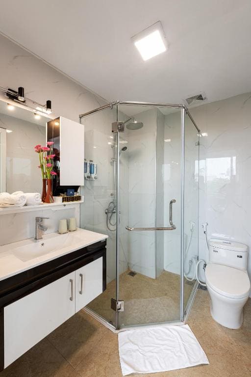 Premium Quadruple Room room - Image 2