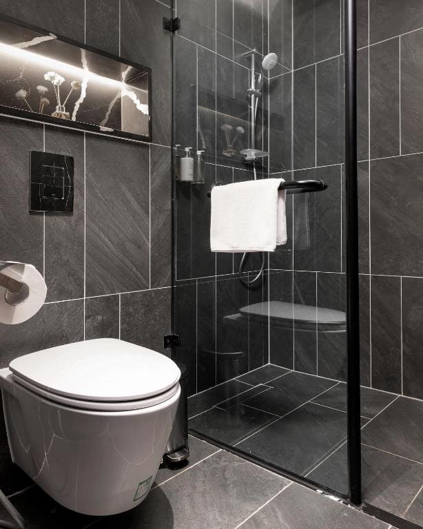 Ocean Suite room - Image 1