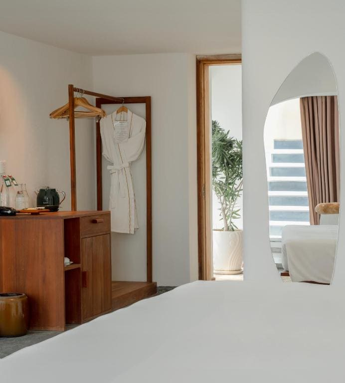 Rustic Ocean View Double Room room - Image 1