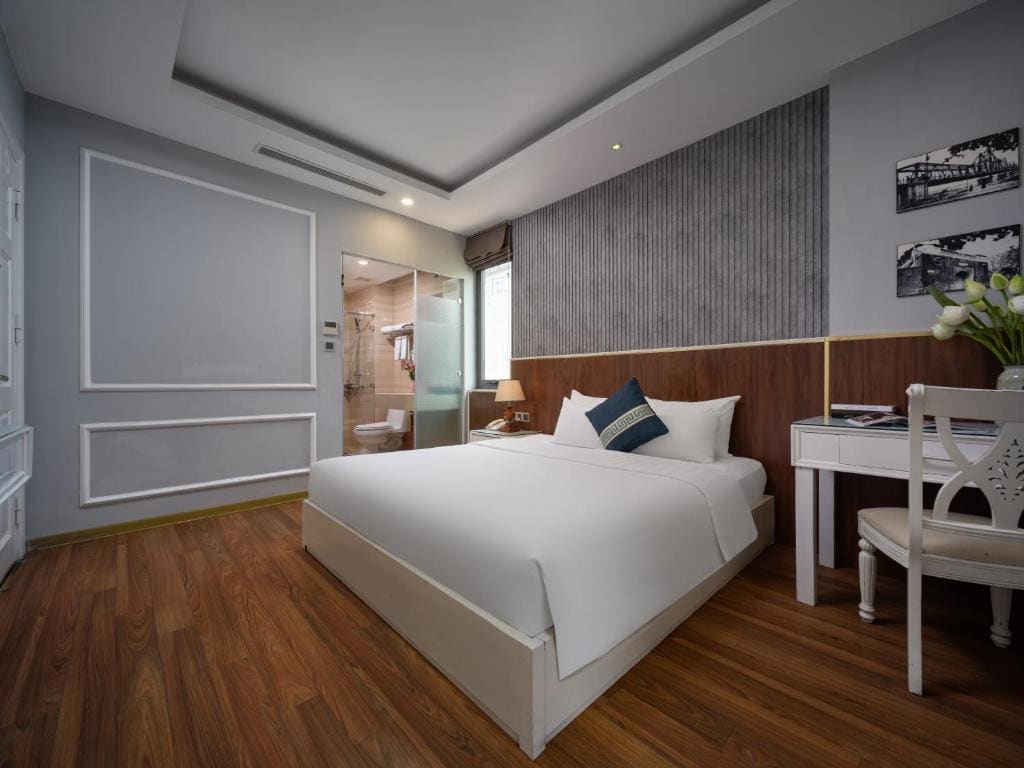 Deluxe Double or Twin Room with City View room - Image 1