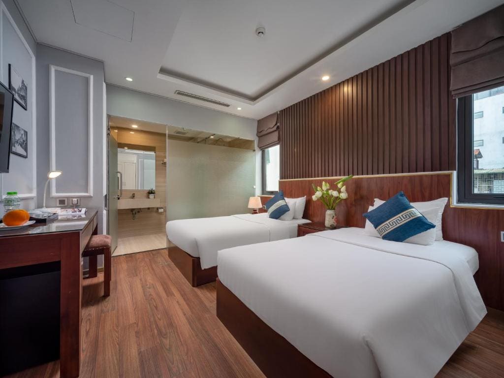Deluxe Double or Twin Room with City View room - Image 2