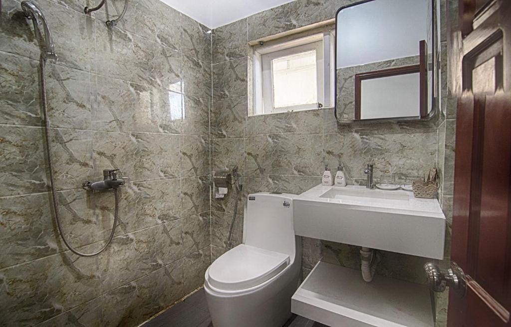 Budget Double Room room - Image 3