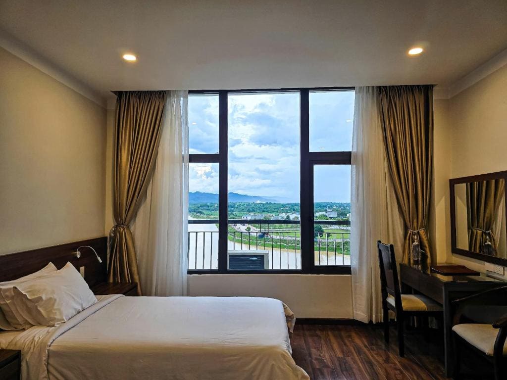 Queen Room room - Image 1