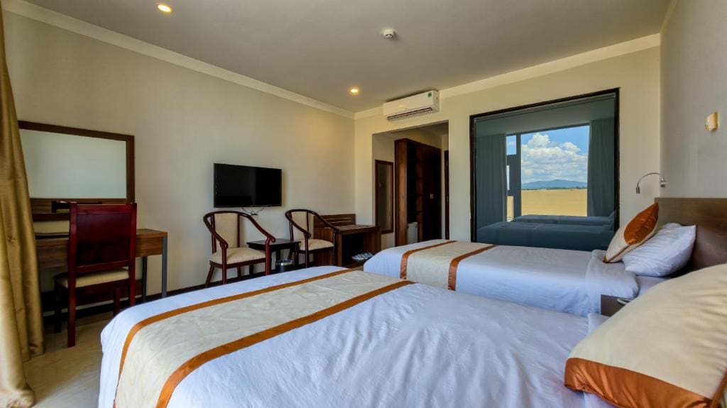 Standard Twin Room room - Image 2