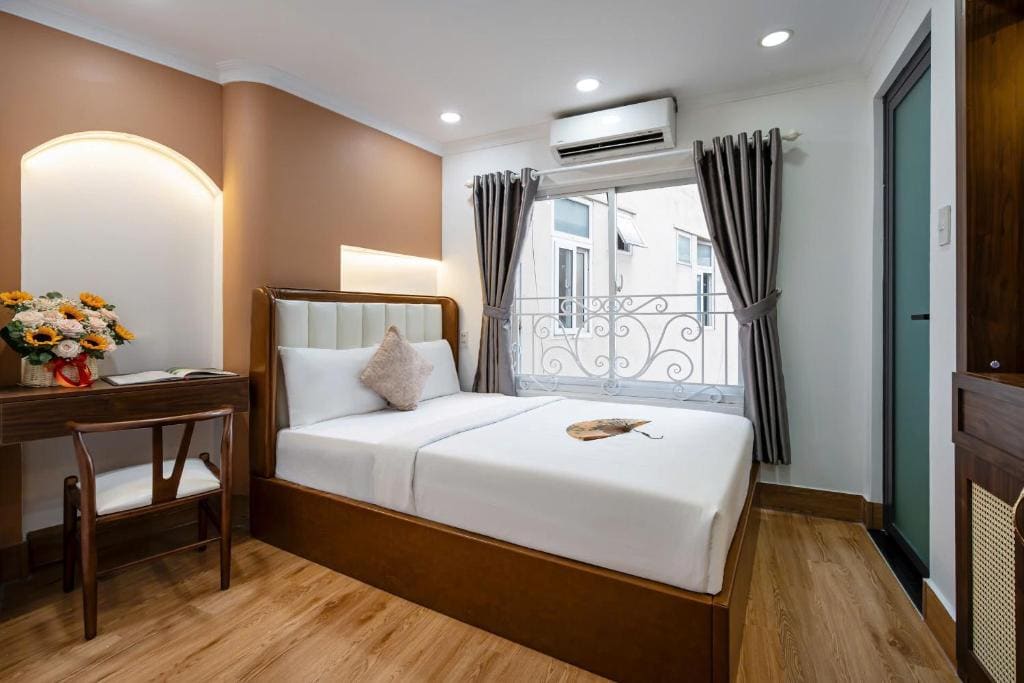 Standard Double Room room - Image 2