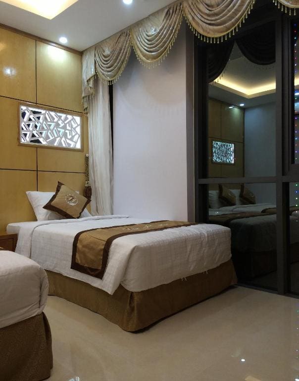 Family Room room - Image 1