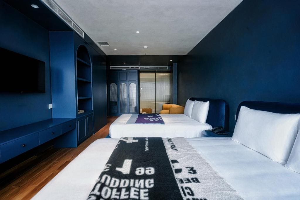 Quadruple Room with Bath room - Image 1