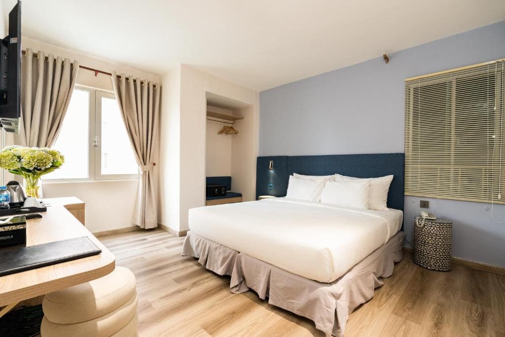 Premium Deluxe Double With City View room - Image 1