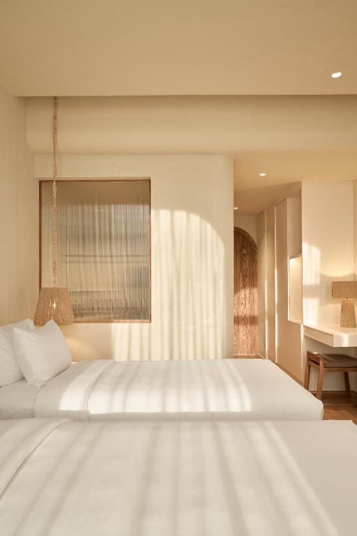Superior Twin Room with City View room - Image 1
