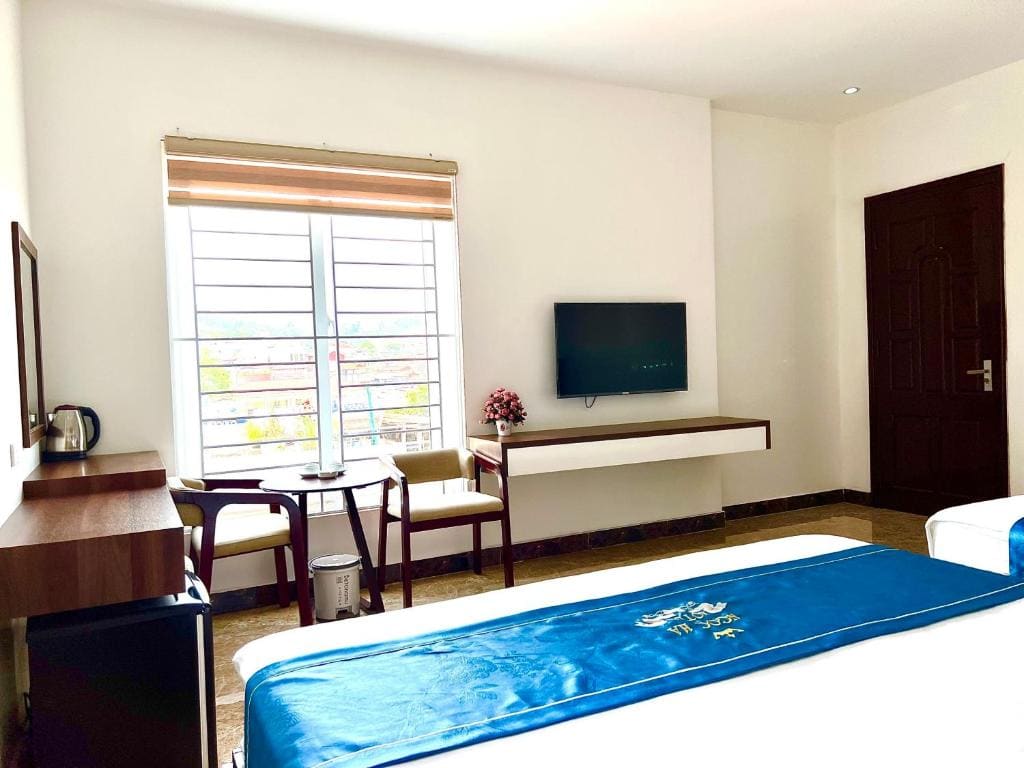 King Room with Mountain View room - Image 3