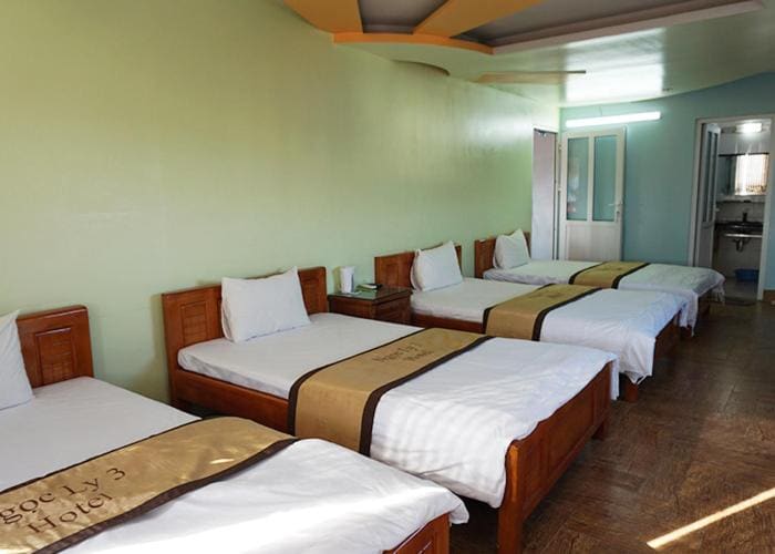Standard Quadruple Room room - Image 2