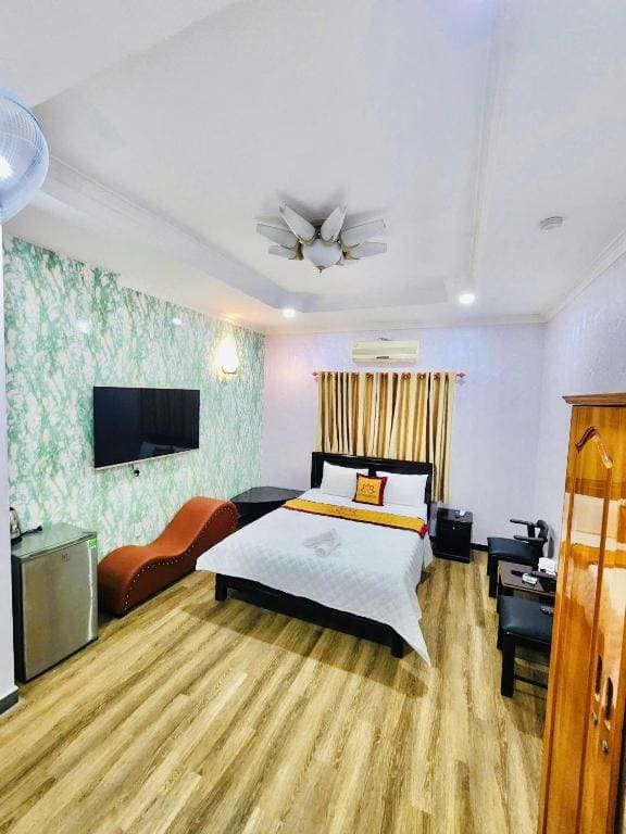 Deluxe Room (2 Adults + 1 Child) room - Image 1