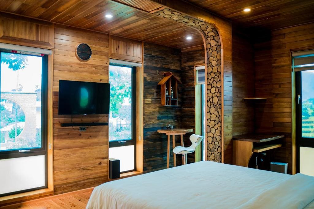 Cottage room - Image 3