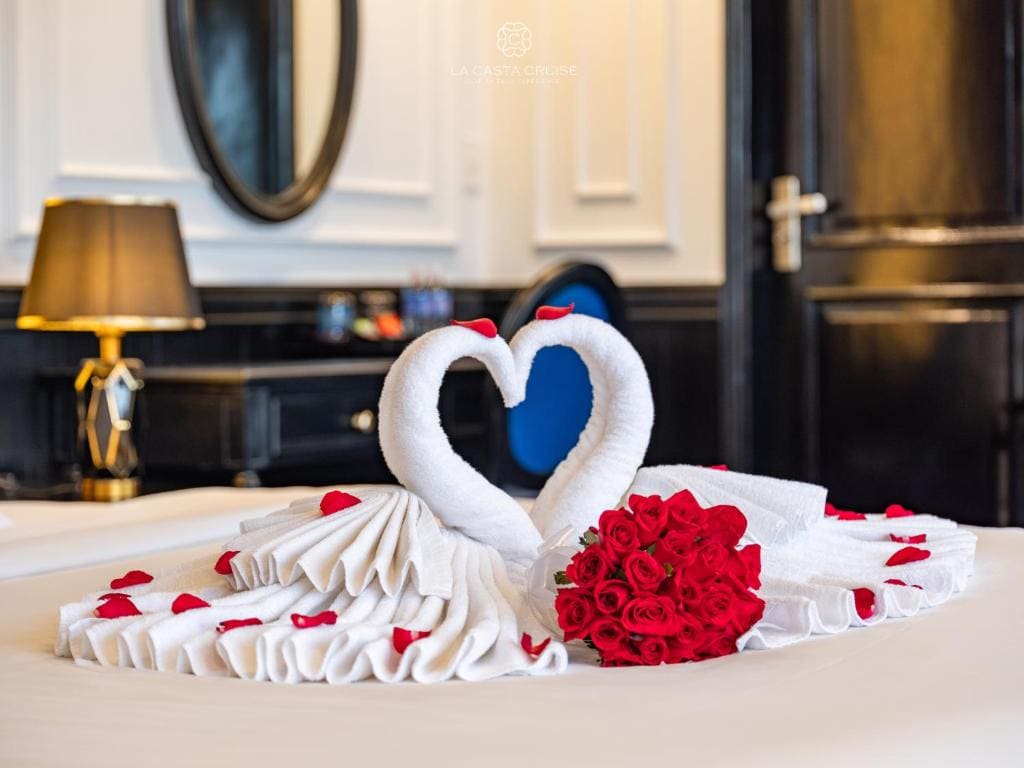 Honeymoon Suite with Terrace - 2 Days 1 Night room - Image 2
