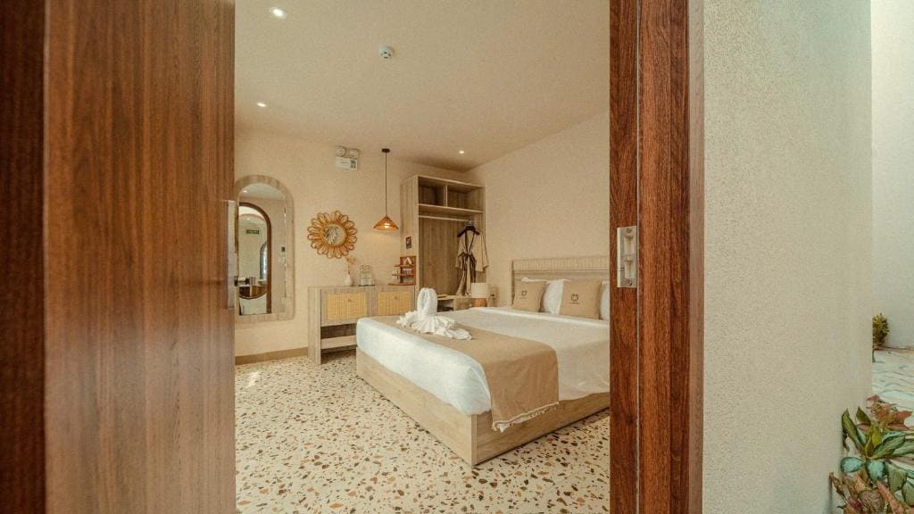 King Room with Pool View room - Image 1