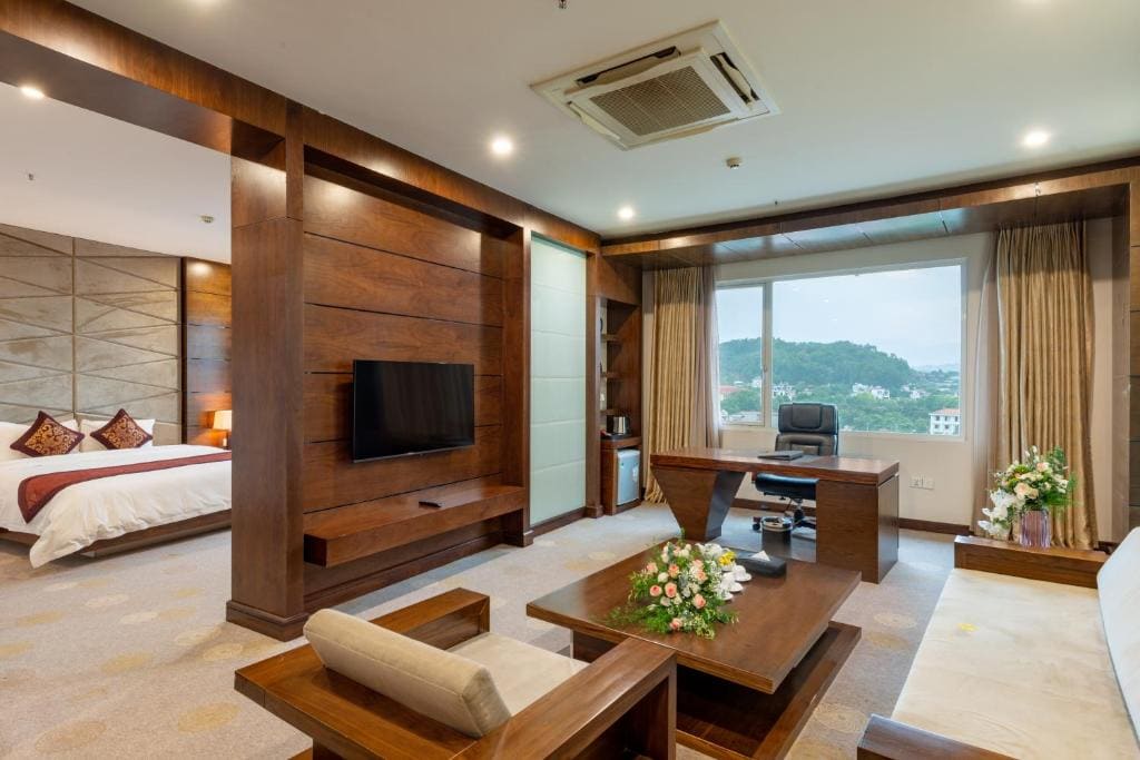 Deluxe Double or Twin Room room - Image 2