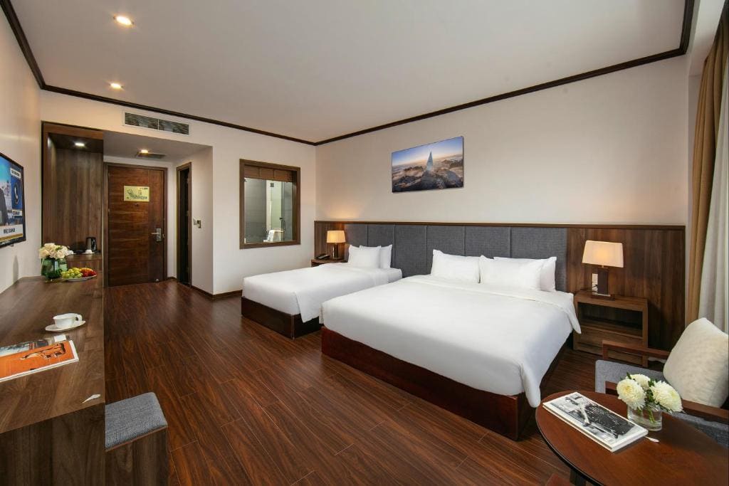 Superior Double or Twin Room room - Image 2