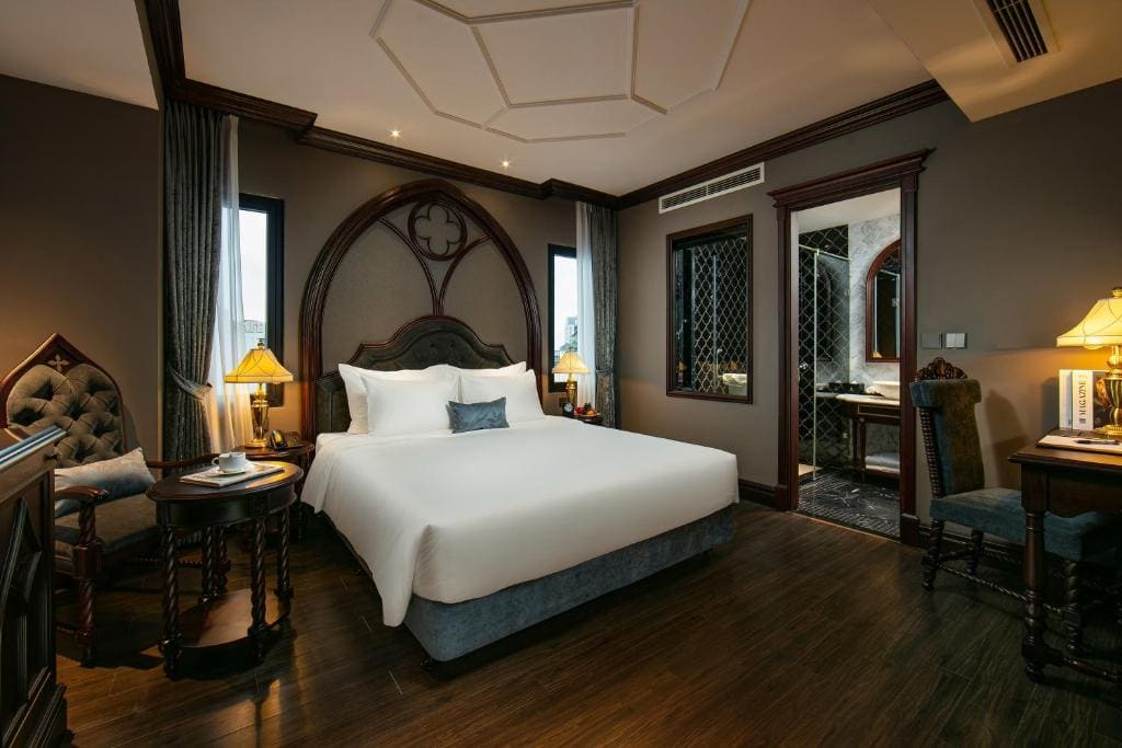 Superior Deluxe Double or Twin Room room - Image 2