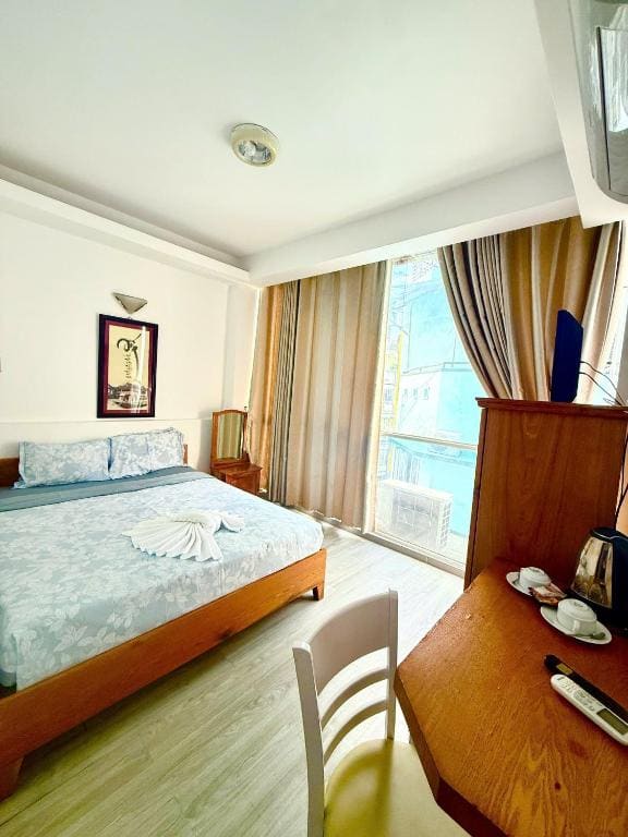 Deluxe Triple Room room - Image 2