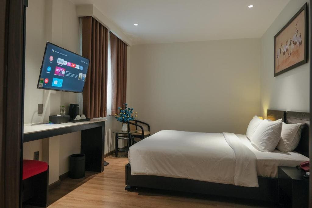 Superior Double or Twin Room room - Image 3