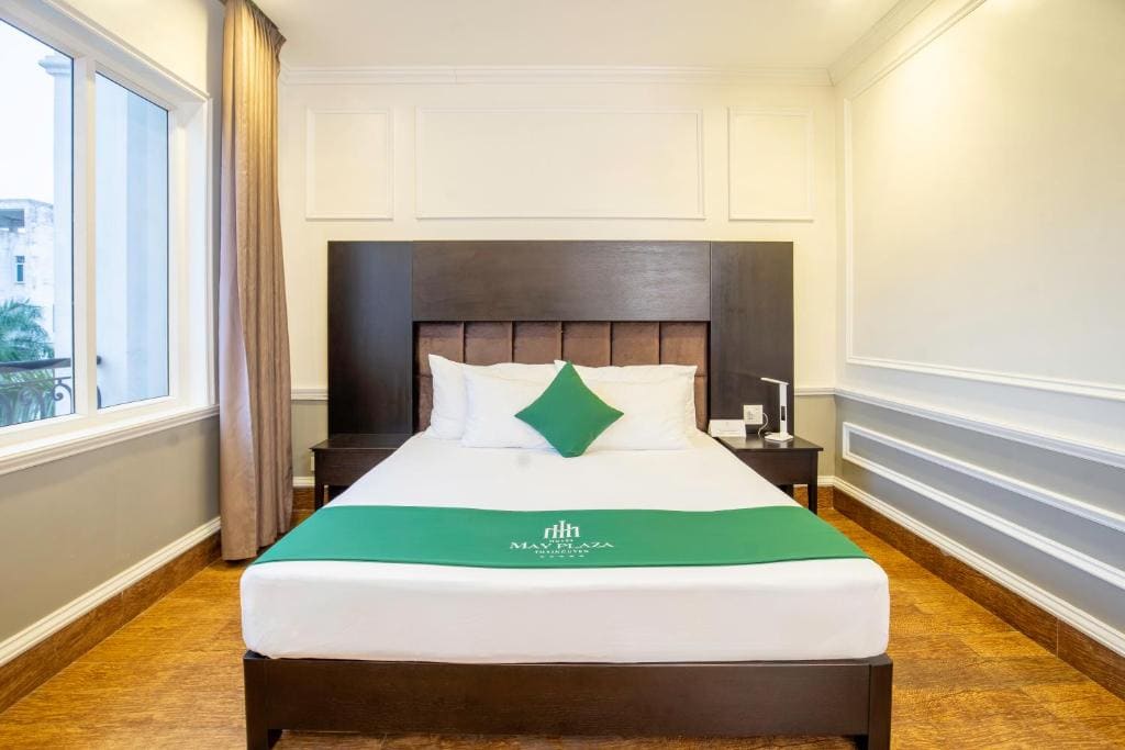Superior Twin Room room - Image 3