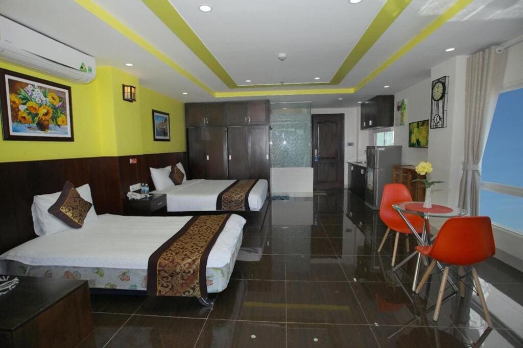 King Suite with Ocean View room - Image 1
