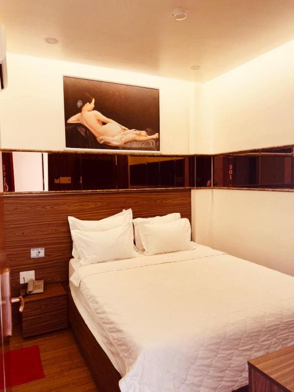 Deluxe Double Room room - Image 2