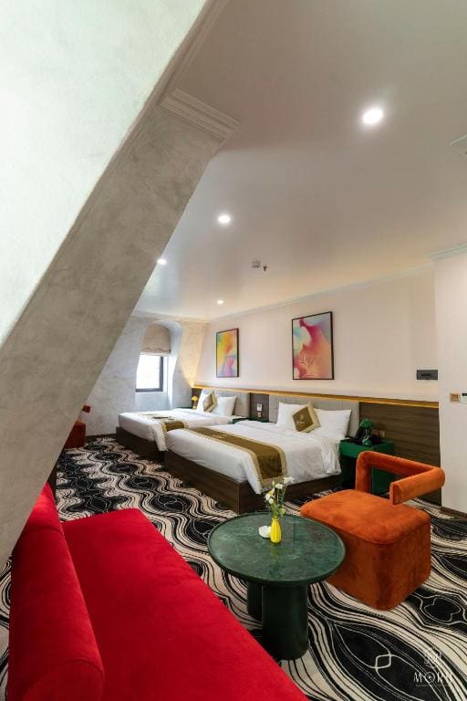 Comfort Quadruple Room room - Image 3