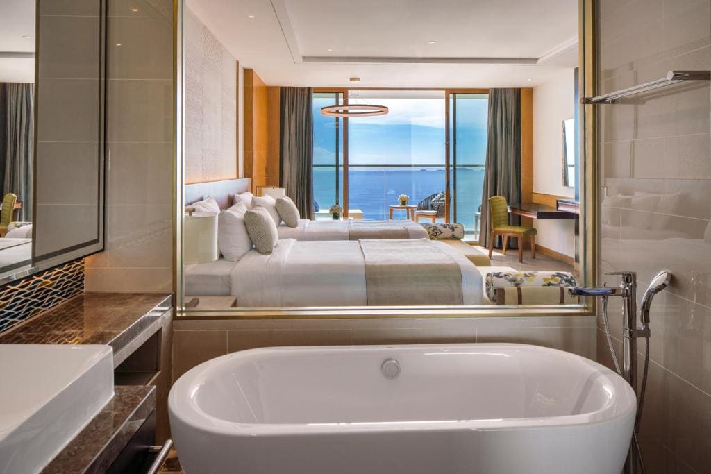 Three-Bedroom Pool Villa with Sea View room - Image 3