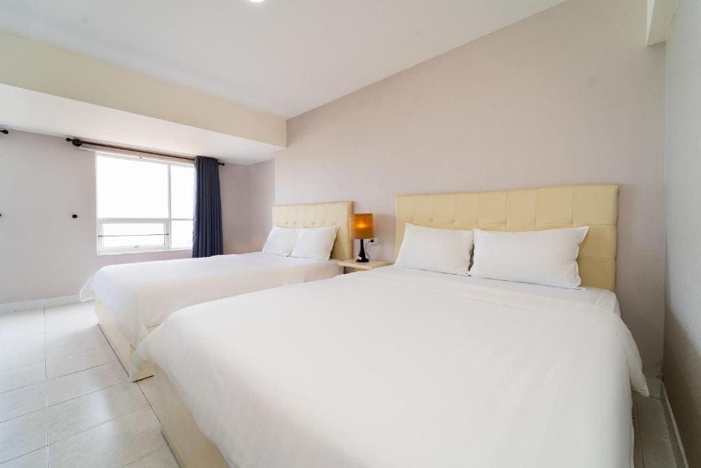 Deluxe Family Room room - Image 1