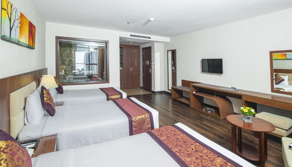 Deluxe Triple Room with Partial River View room - Image 1