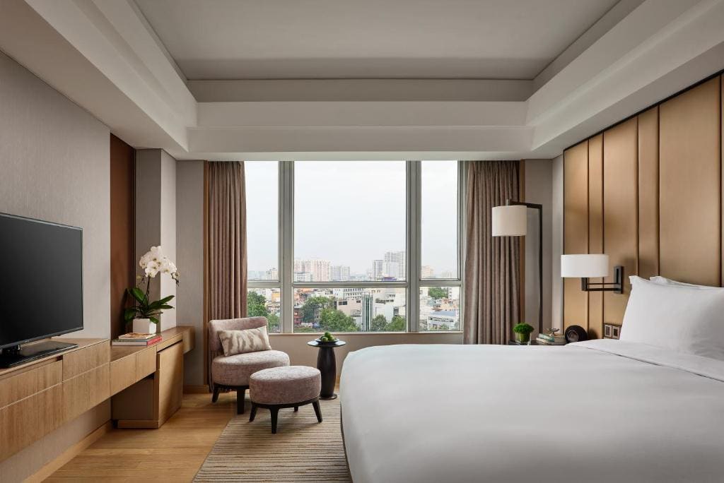 Executive Suite room - Image 1