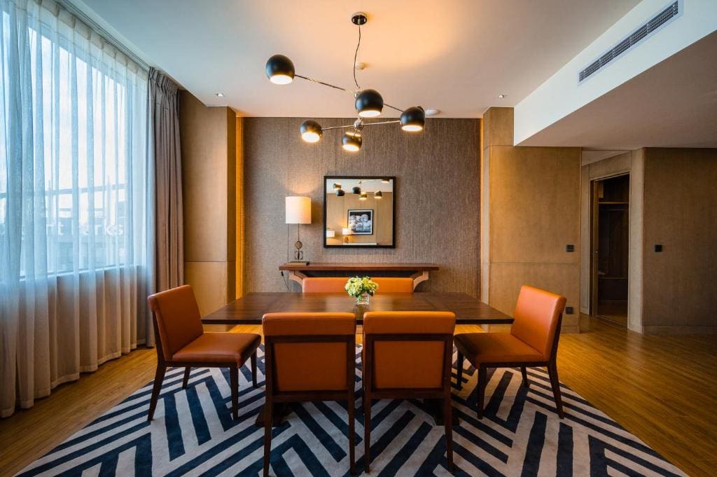 Executive Suite King Room room - Image 3
