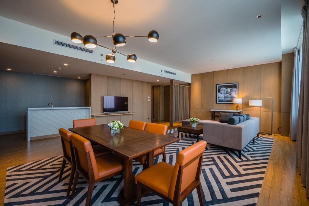 Executive Suite King Room room - Image 1