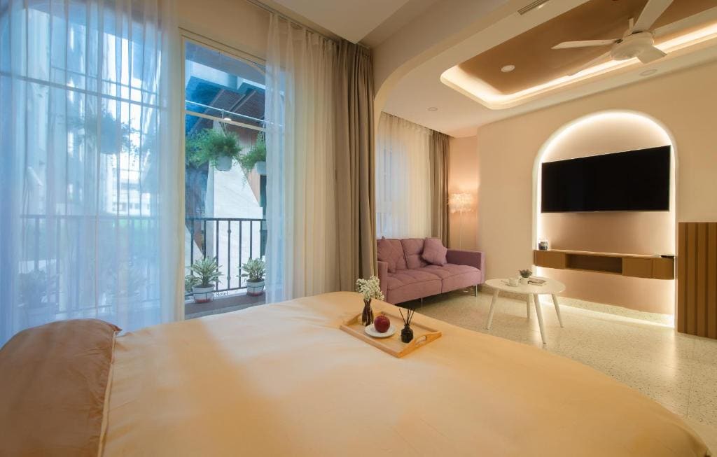 Apartment with Balcony room - Image 1