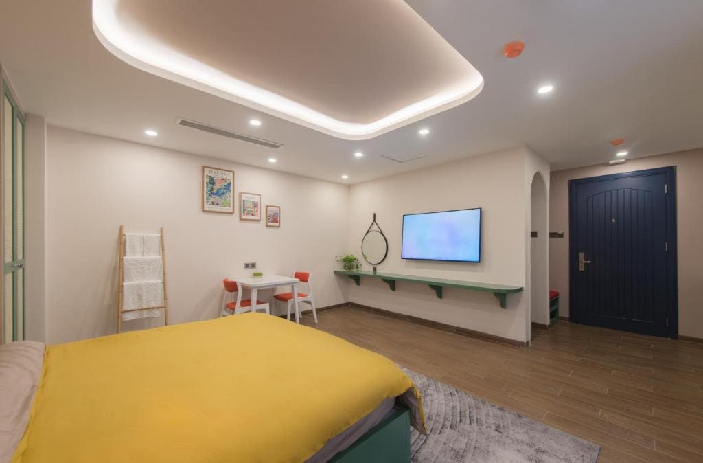 Premier Family Sea View Room with 2 Balconies room - Image 3