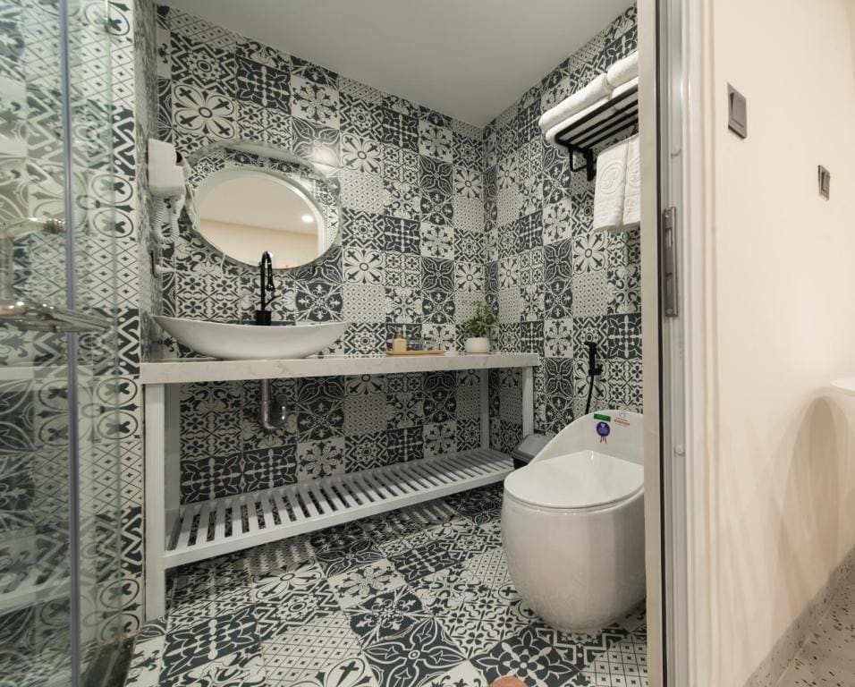 Two-Bedroom Apartment room - Image 2