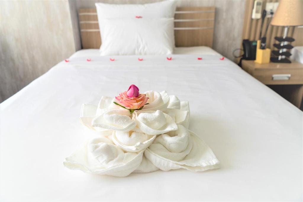 Premier Triple Room with River View room - Image 2