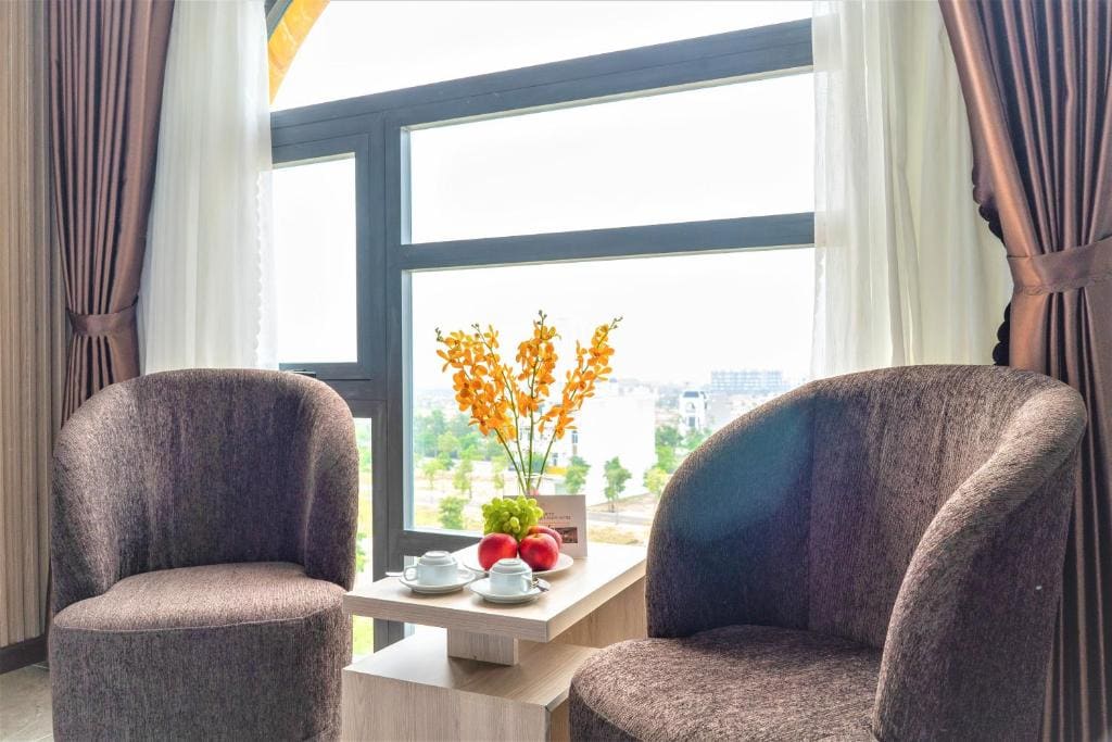 Deluxe Twin Room with City View room - Image 3