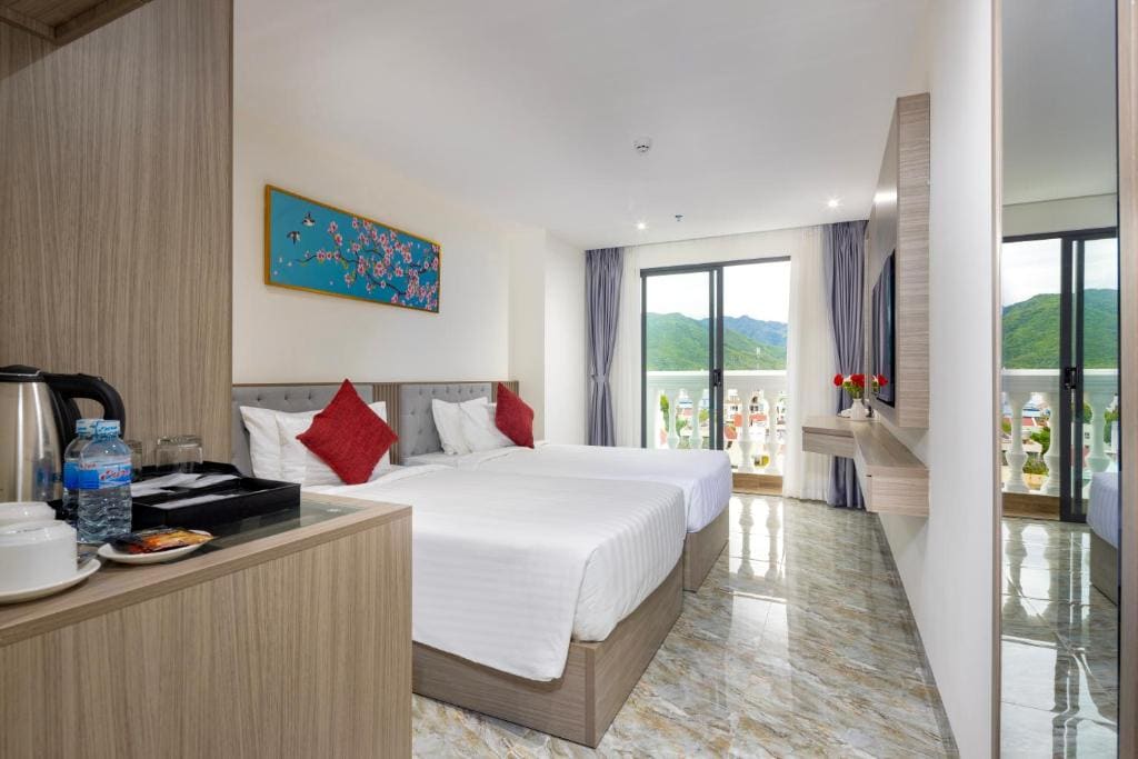 Twin Room with Balcony room - Image 1