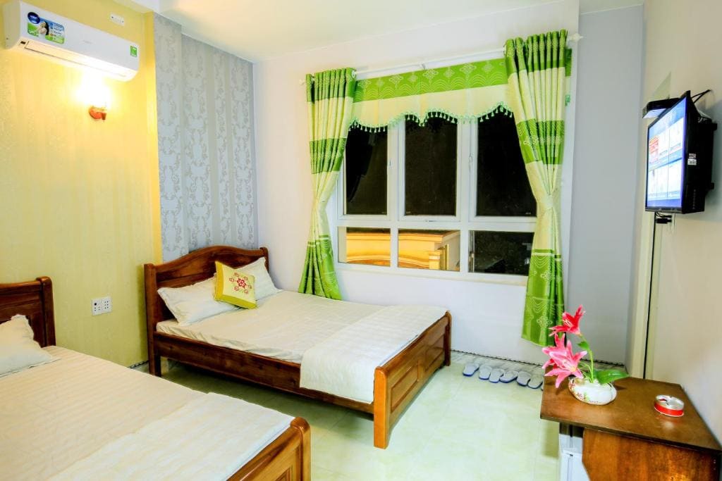 Double Room with Two Double Beds room - Image 1