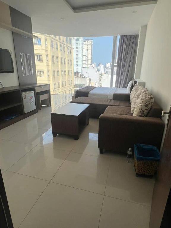 Suite room - Image 1