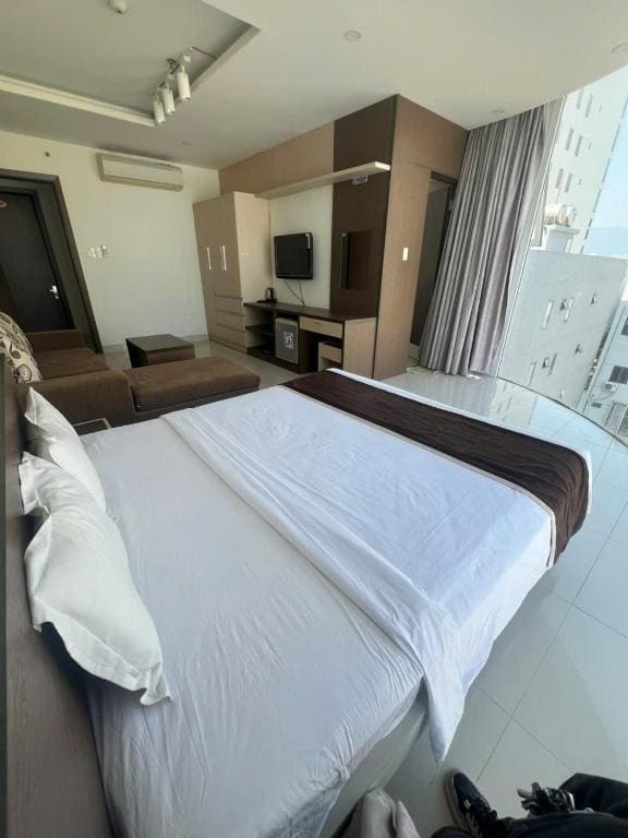 Suite room - Image 3