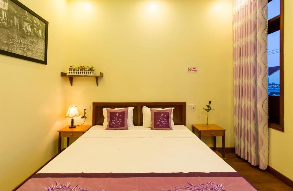 Standard Family Room room - Image 3