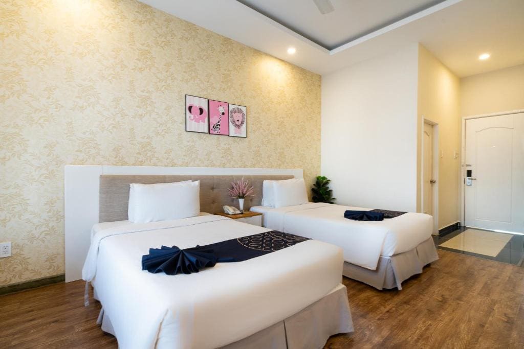 Superior Twin Room room - Image 1